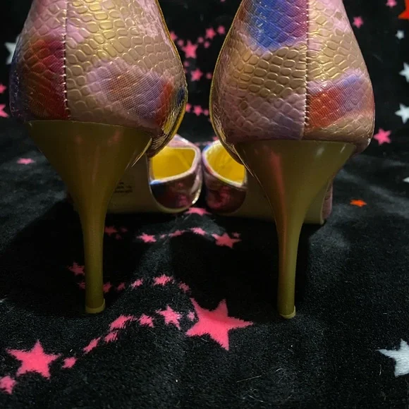 Volaro by Summer Rio - Picture 4 of 4